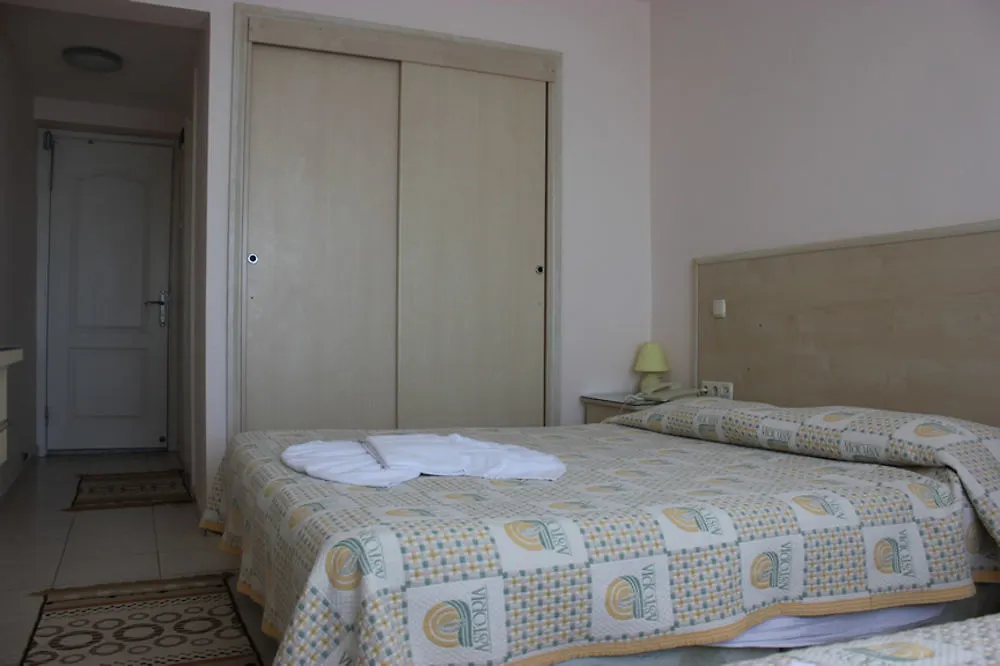 Can Karaburun Hotel 3*, İzmir Türkiye